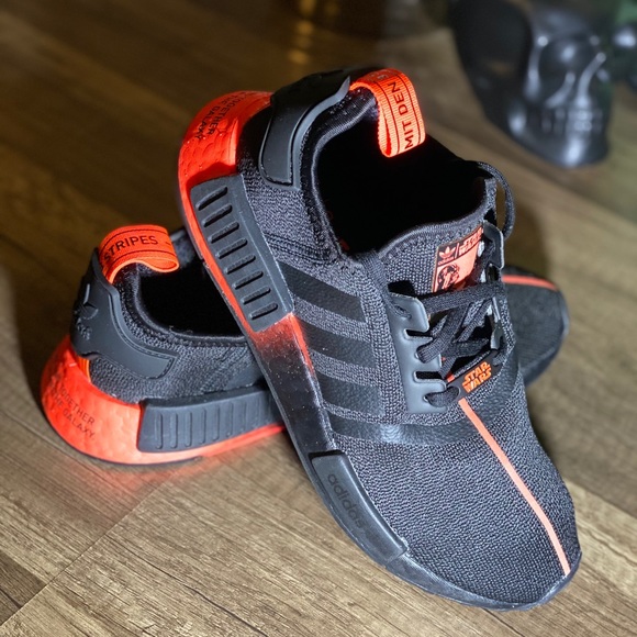 SOLD⚠️Adidas NMD_R1 Darth Vader Star-Wars - Picture 8 of 9